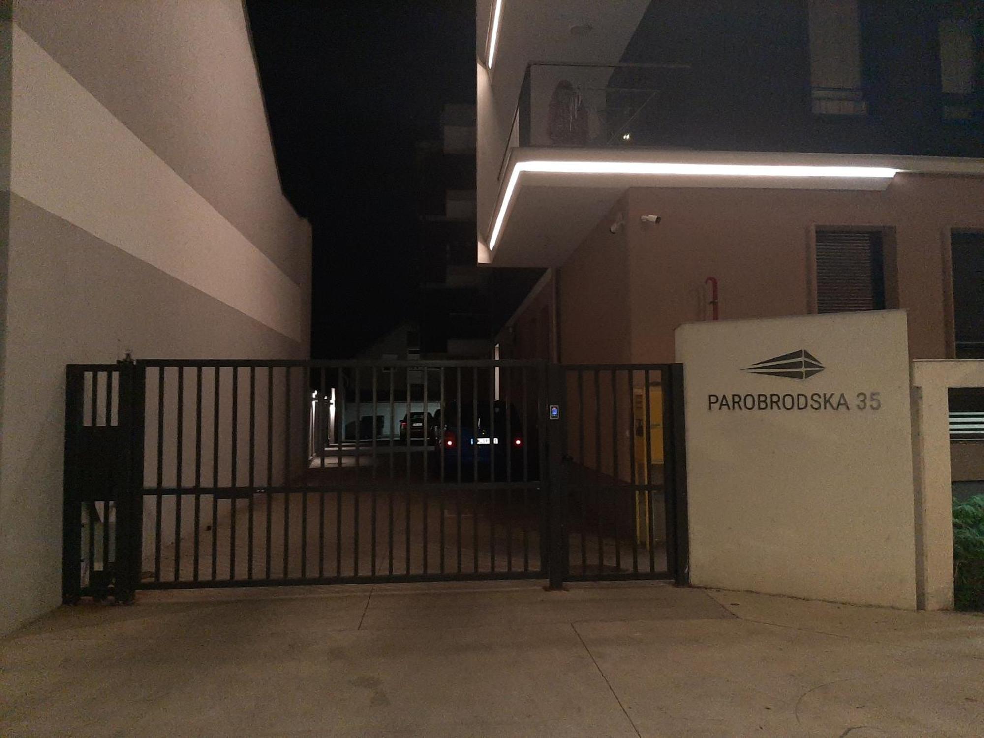 Apartman Viaggio Sremska Mitrovica Exterior foto